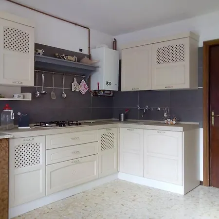 2 Bedrooms At Lucoli *