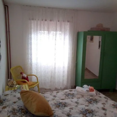 2 Bedrooms At Lucoli Apartment